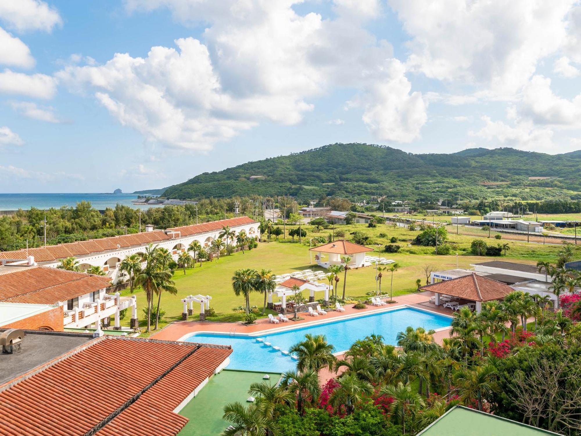 Watermark Hotel Okinawa Kume Island Kumejima Exterior foto